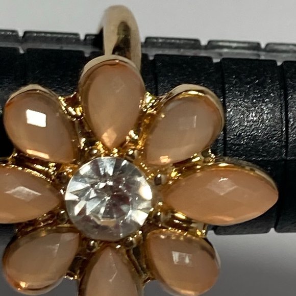 Peach Flower Ring Size 6 Gold Tone - Picture 3 of 10